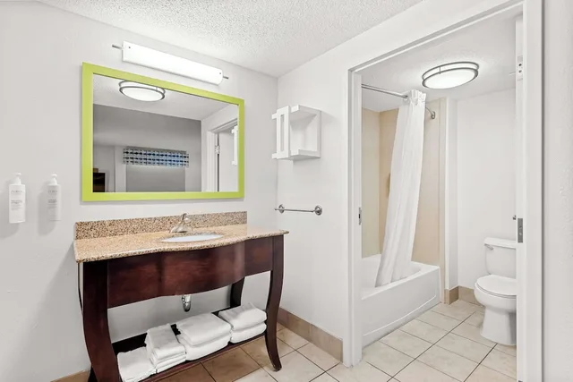 جناح استوديو بسرير كينج مع أريكة، Hampton Inn Chattanooga North Ooltewah 8/8