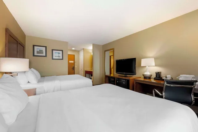 غرفة قياسية بسريرين كوين، Comfort Inn Lexington 3/8