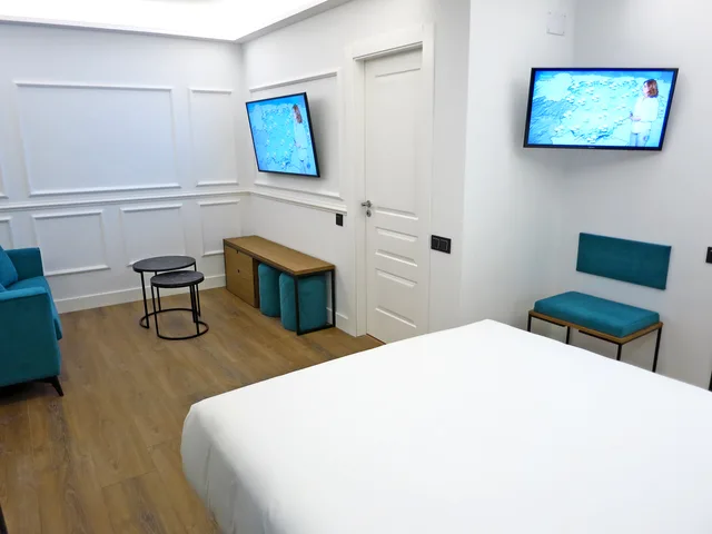 Suite, Single, Boutique Colon Plaza 4/8