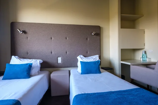 غرفة ديلوكس بسرير مزدوج أو سريرين منفصلين، Vilar Oporto Hotel 1/8