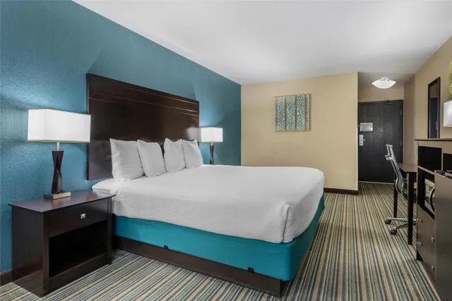 غرفة بسرير كينج، Best Western Long Beach Inn 3/4