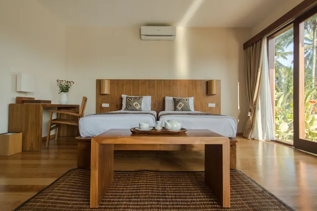 Deluxe, Pavilion، Manyi Village 3/5