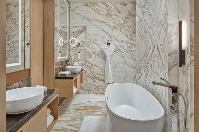 Presidential, Swiss, Suite, 2 King Beds، Swissotel Clark Philippines 4/4