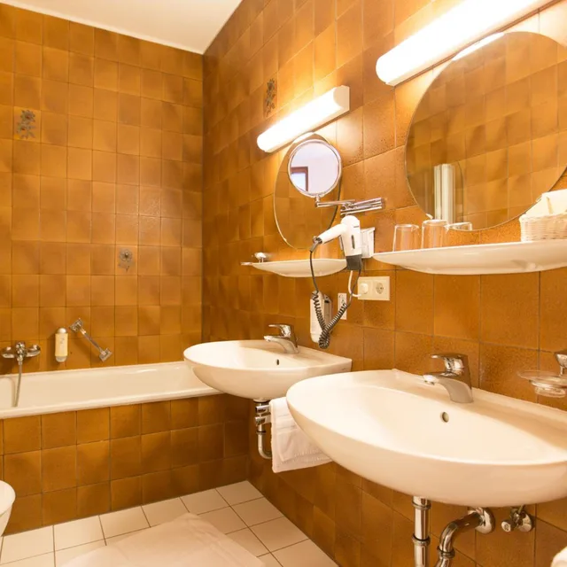 غرفة قياسية بسرير كينج، HOTEL MULLER 9/10
