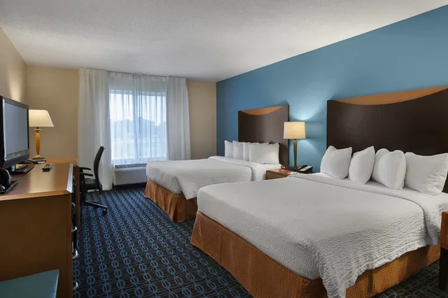 غرفة بسريرين كوين، Fairfield Inn Suites Elizabeth City 1/4