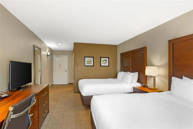 غرفة بسريرين كوين، Comfort Inn & Suites Gap Amish Country 2/5