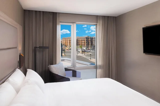 جناح بغرفة نوم واحدة، AC Hotel by Marriott Boston Cleveland Circle 1/5