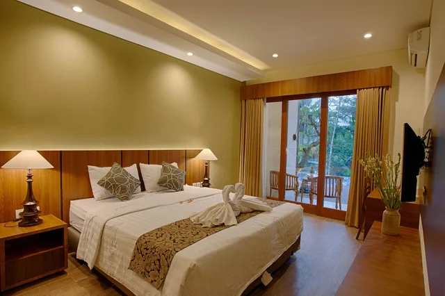 Suite, Queen Bed, River Sakti Resort 1/10