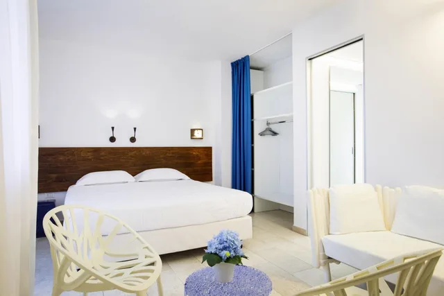 بنغل بسرير مزدوج، Tirreno Resort 1/1
