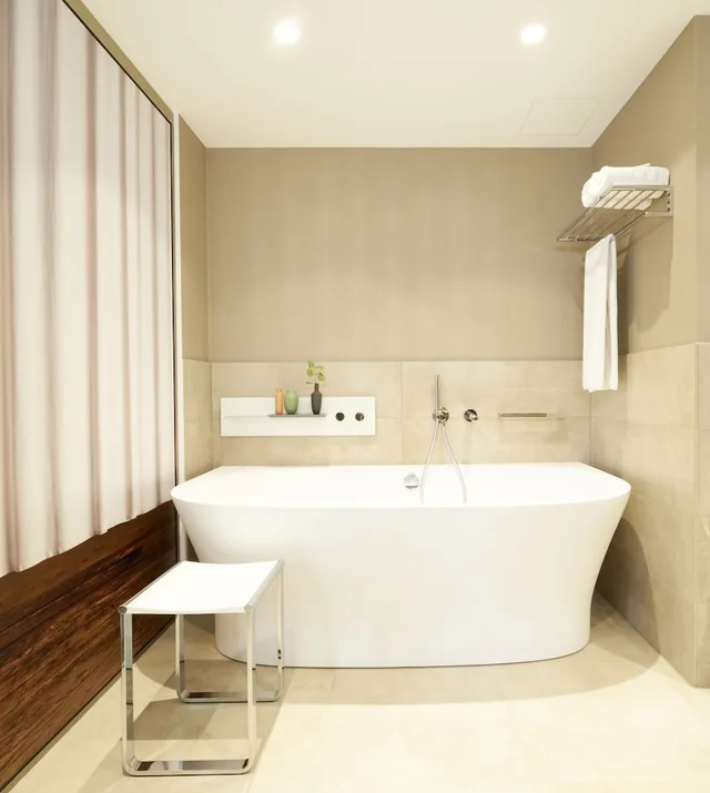 1 Bedroom, Urban, Suite, King Bed, Balcony، Radisson Blu Hotel Cologne 4/6