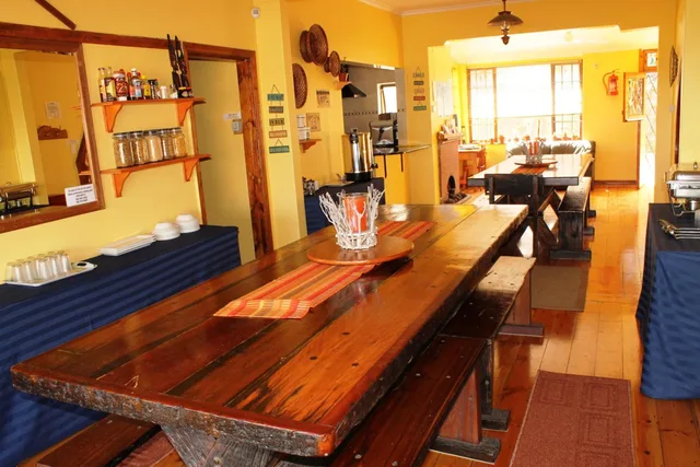 Flintstones Guest House Durban، ديربان 44/52