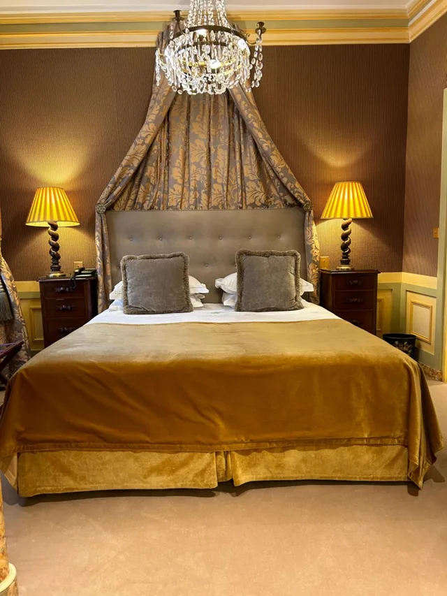 جناح بسرير مزدوج، Duc De Saint-Simon 7/10