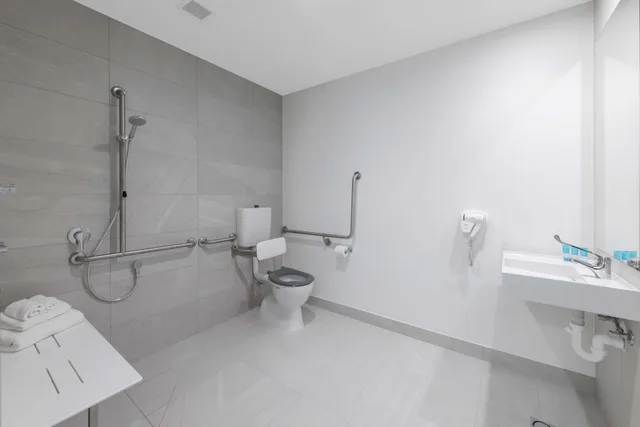 Room, Double Bed, Accessible, Best Western Queen Victoria Market Hotel 4/4