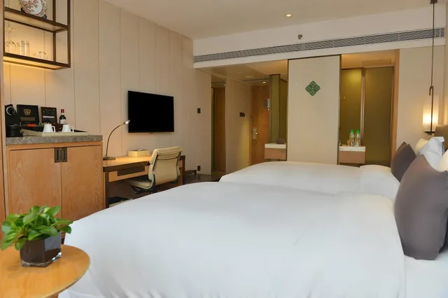 غرفة بسريرين منفصلين وسريرين مزدوجين، The Garden Hotel Guangzhou 1/5