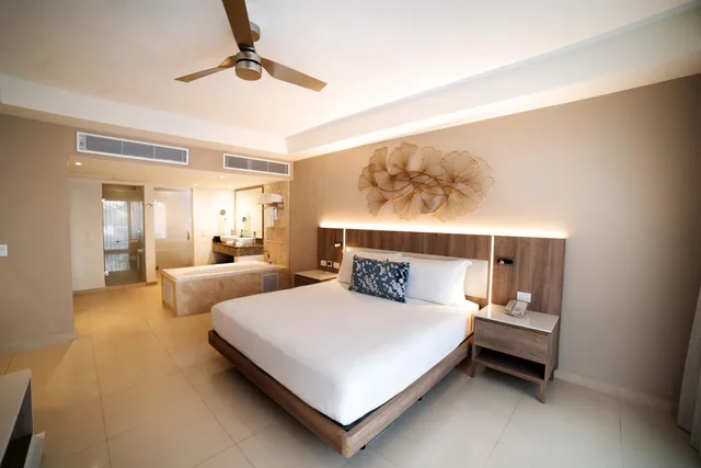 2 Bedrooms, Diamond Club, Swim Out, Presidential, Luxury, Suite, King Bed, 2 Queen Beds, Sofa, Hot Tub، Royalton Punta Cana, An Autograph Collection All-Inclusive Resort and Casino 1/14