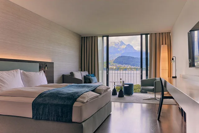 غرفة سوبيريور بإطلالة على البحيرة، Hermitage Lake Lucerne - Beach Club & Lifestyle Hotel 1/10
