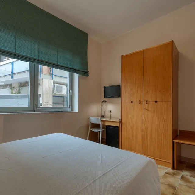 غرفة مفردة، Hotel Barsotti 1/19