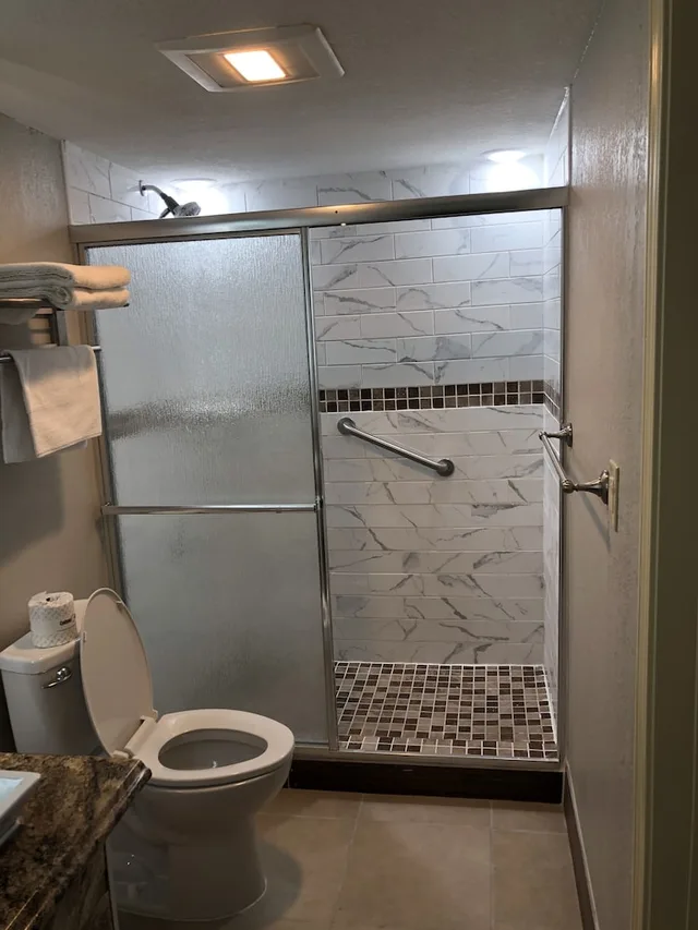 غرفة قياسية بسريرين مزدوجين، Econo Lodge Athens I-75 3/3