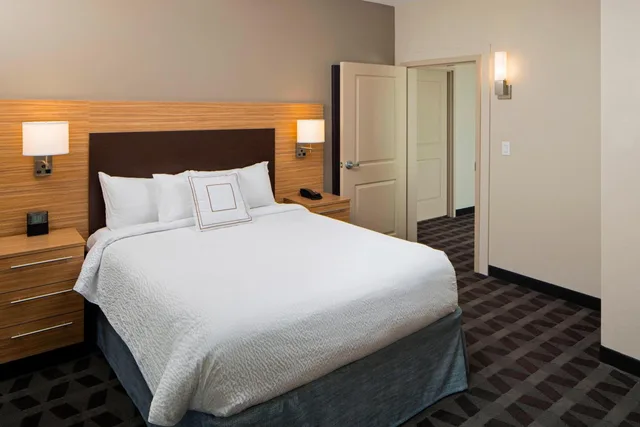 جناح بسرير كوين، Towneplace Suites By Marriott Foley At Owa 1/7