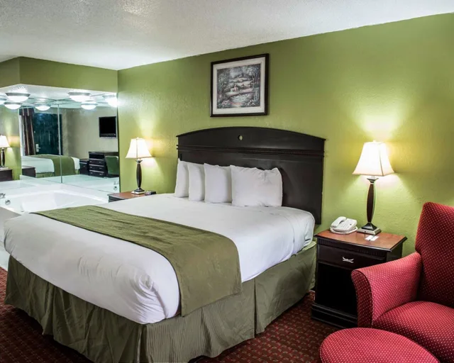 غرفة بسرير كوين لذوي الإعاقة، Quality Inn Chipley I-10 at Exit 120 1/1