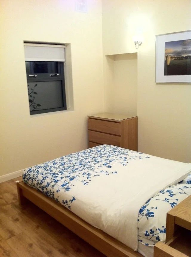 جناح بسرير كينج بغرفة نوم واحدة مع أريكة، Lyall Apartment Hotel 1/2