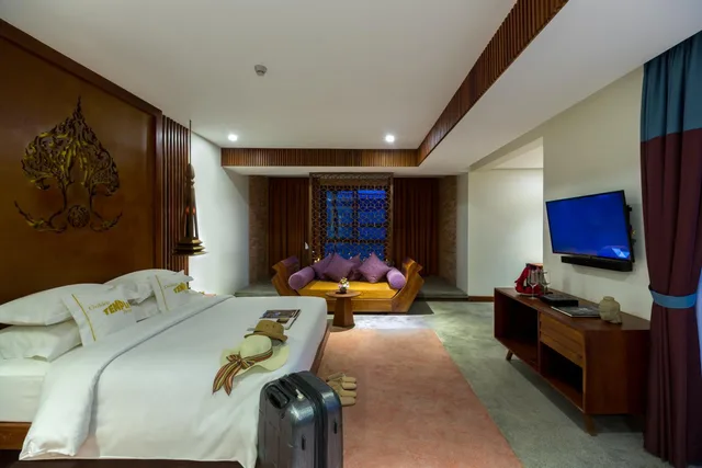 Courtyard, Suite, King Bed, Golden Temple Boutique 3/10