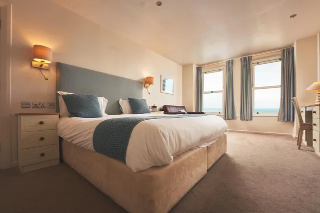 Room, Double Bed, Coast View، Great Western Hotel 5/10