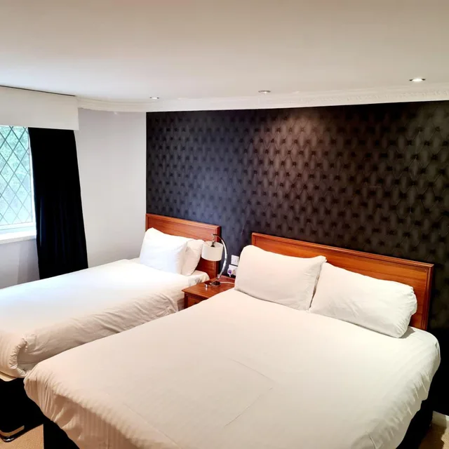 غرفة سوبيريور عائلية، Barons Court Hotel Walsall 4/7