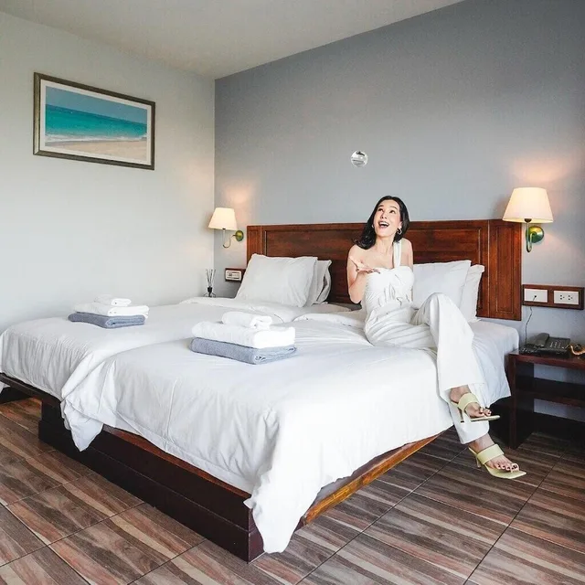 غرفة سوبيريور بسريرين منفصلين بإطلالة على المدينة، Savotel 1/7