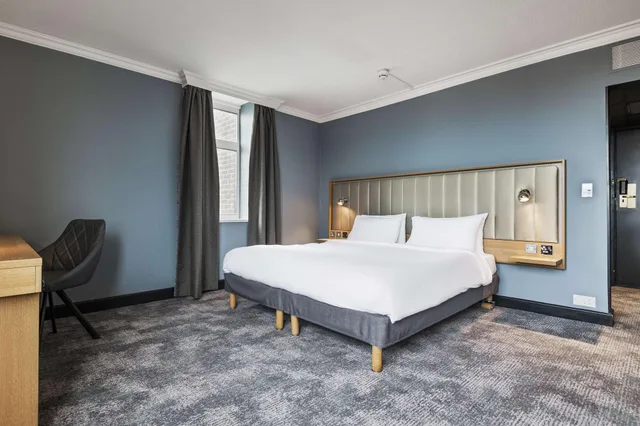 Superior, Master View, Radisson Hotel York 5/10