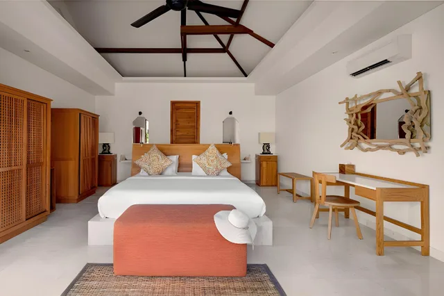 2 Bedrooms, Pool, Villa, 2 Double Beds، Kokomo Resort Gili Gede 1/1