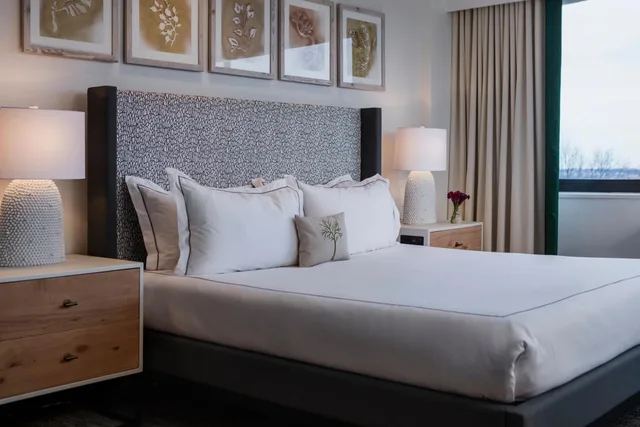 غرفة ديلوكس بسرير كينج، Glover Park Hotel Georgetown 5/9