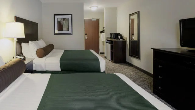 غرفة قياسية بسريرين كوين، Cobblestone Inn & Suites Durand 2/2