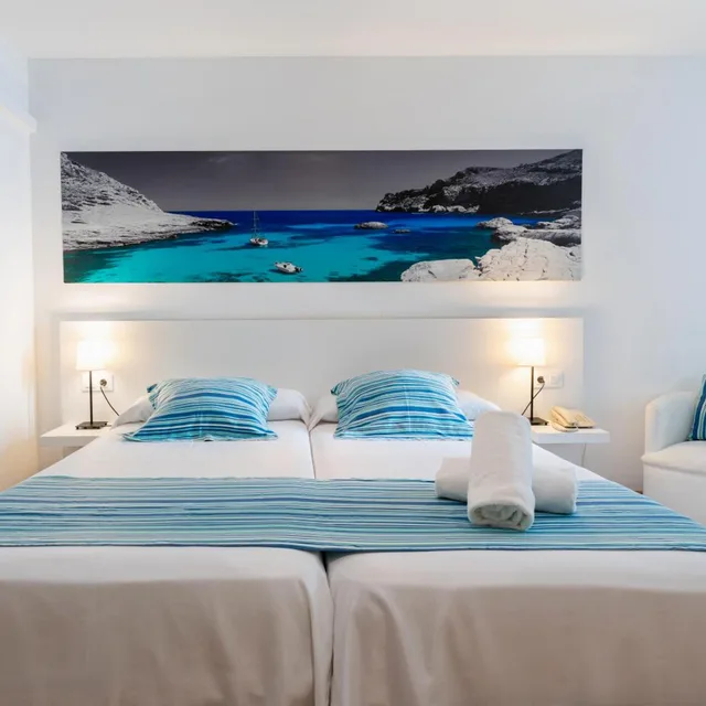 غرفة بسريرين منفصلين، Capri Hotel 2/10