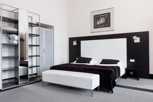 Junior, Sofa, Old Town Square Residence by Emblem 1/8