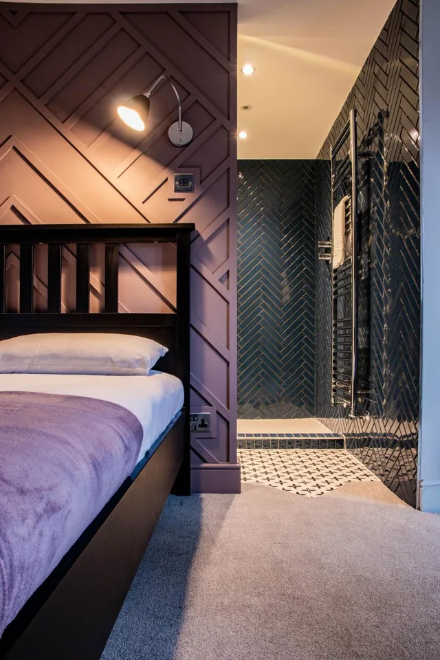 غرفة سوبيريور بسرير مزدوج، The Jacobean Hotel 3/8