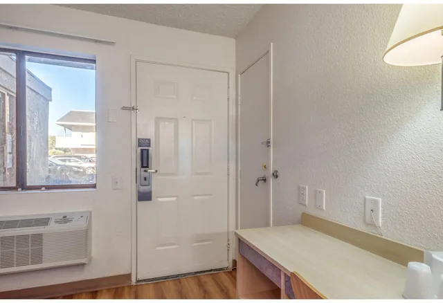 1 Queen Bed - ADA/RI Shower، Motel6 Fairfield, CA - North 10/10