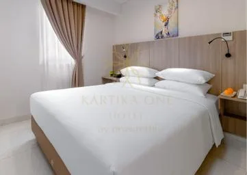 غرفة ديلوكس بسرير كوين، Kartika One Hotel Jakarta 1/1
