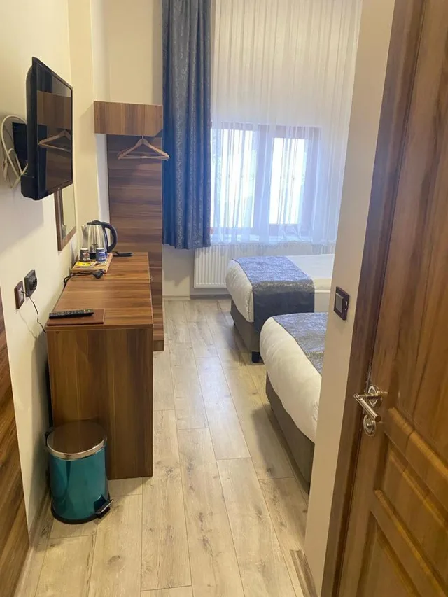 غرفة اقتصادية بسرير مزدوج، Zumrut Palas Otel 5/8