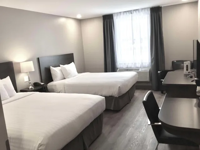 غرفة رباعية، Villa Inn and Suites, SureStay Collection By Best Western 3/4
