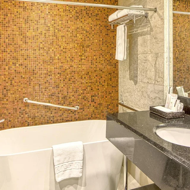 جناح بسرير كينج بغرفتي نوم، Eastwood Richmonde Hotel 5/8