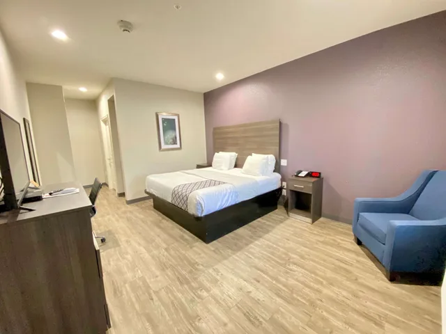 غرفة قياسية بسرير كينج لذوي الإعاقة، Surestay Plus Hotel By Best Western Ada 6/10