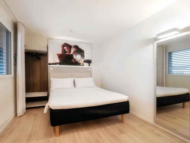 غرفة بسرير مزدوج لذوي الإعاقة، IBIS LOCARNO 1/10