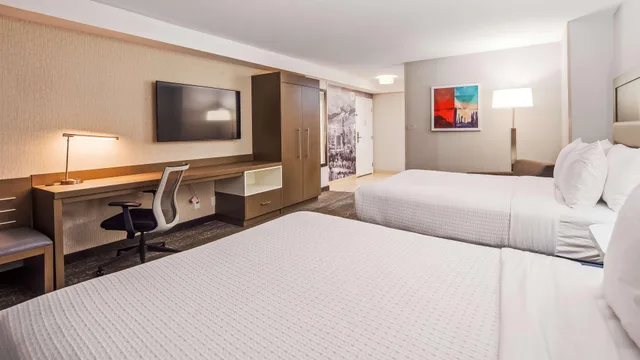 غرفة بسرير كوين لذوي الإعاقة، Best Western Plus Sparks-Reno Hotel 2/3