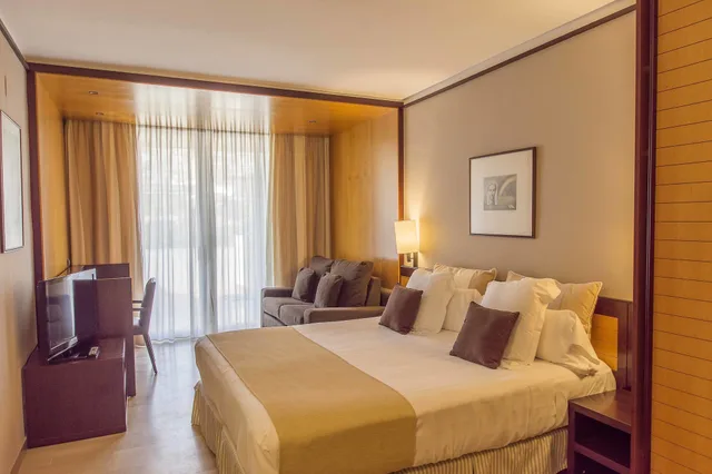 غرفة ديلوكس بسرير فردي بإطلالة على البحر بشرفة، Hotel Estela Barcelona 1/7