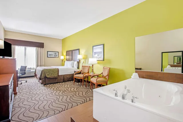 جناح بسرير كينج، La Quinta Inn & Suites by Wyndham Corpus Christi Airport 4/4