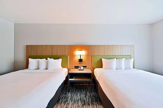 غرفة بسريرين كوين لذوي الإعاقة، Country Inn Suites By Radisson Bloomington Normal Airport Il 2/5