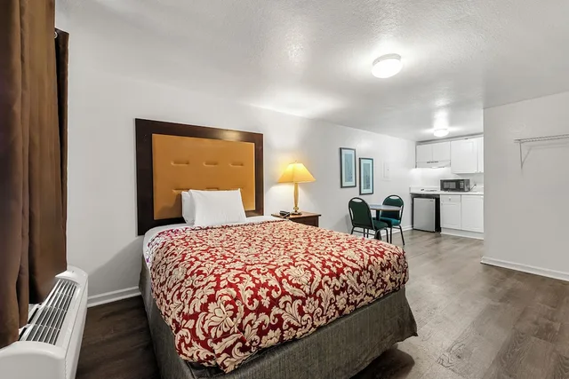 Room, Queen Bed, Stay Lodge 5/8