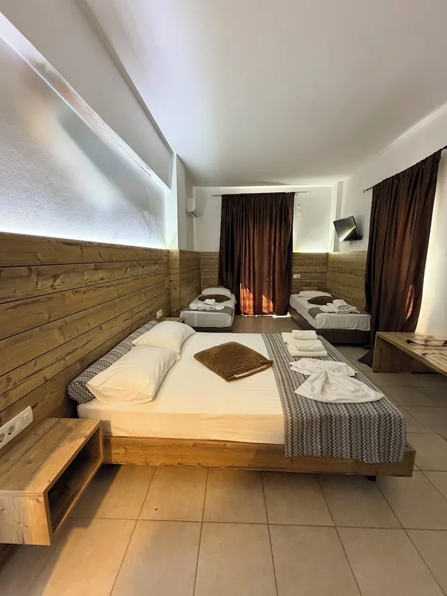 Standard, Quadruple, Double and Twin Beds, Pension Livadaros 10/10