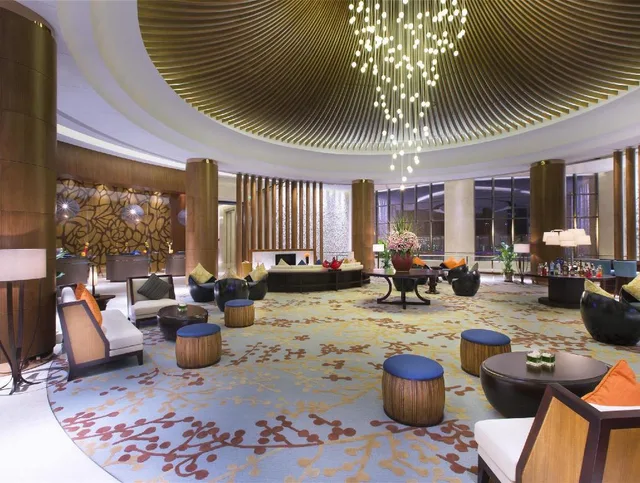 1 Bedroom, Theme, Family Suite, Ocean, Studio, Suite, King Bed, Balcony، Sheraton Qinhuangdao Beidaihe Hotel 1/1